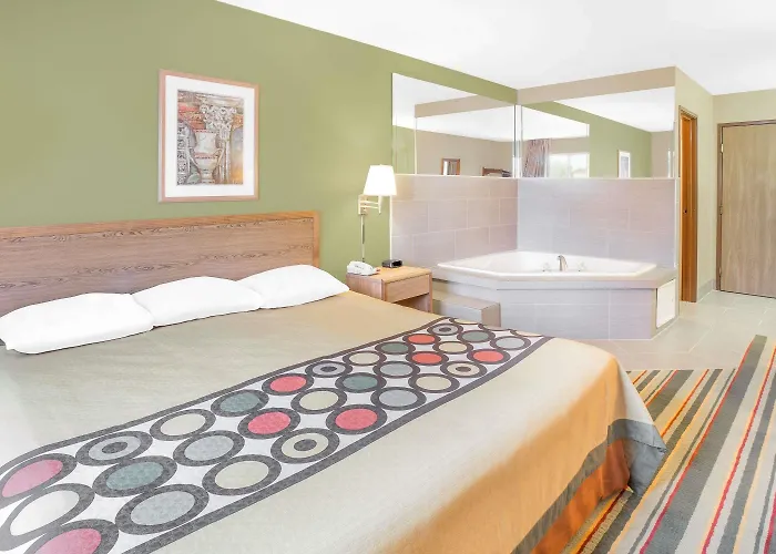 Hotel Super 8 By Wyndham East Moline